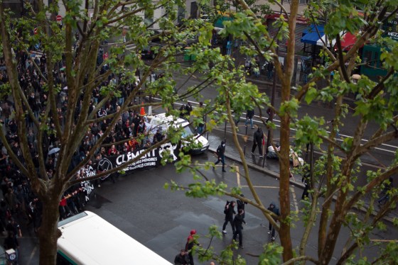 Pariz stavka pokracovani