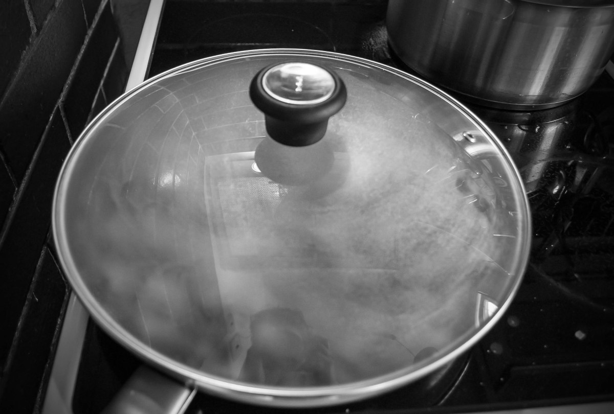 spagety na panvi pod poklickou